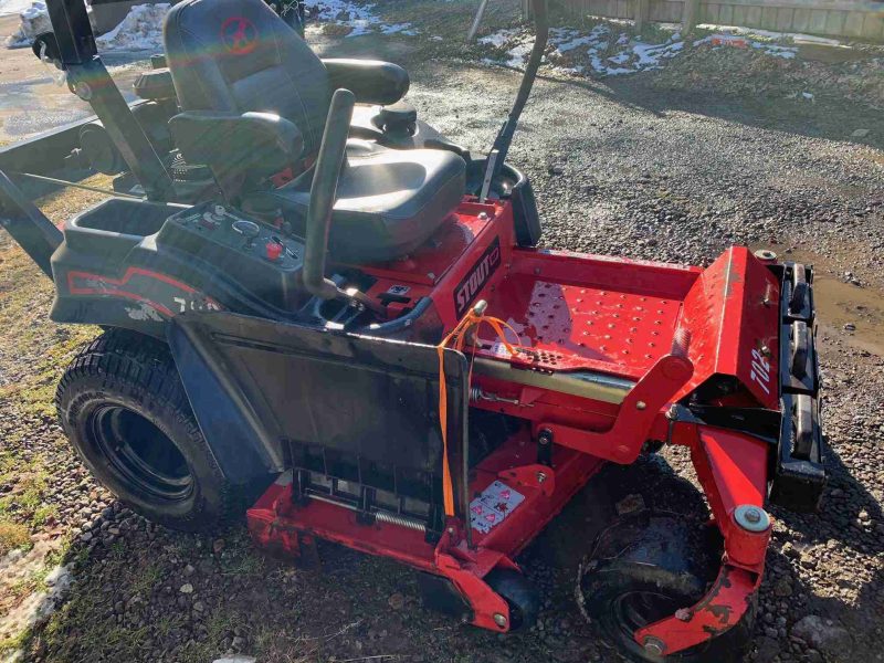 54IN BIG DOG STOUT MP COMMERCIAL ZERO TURN W/ 438 HOURS!! 68 A MONTH