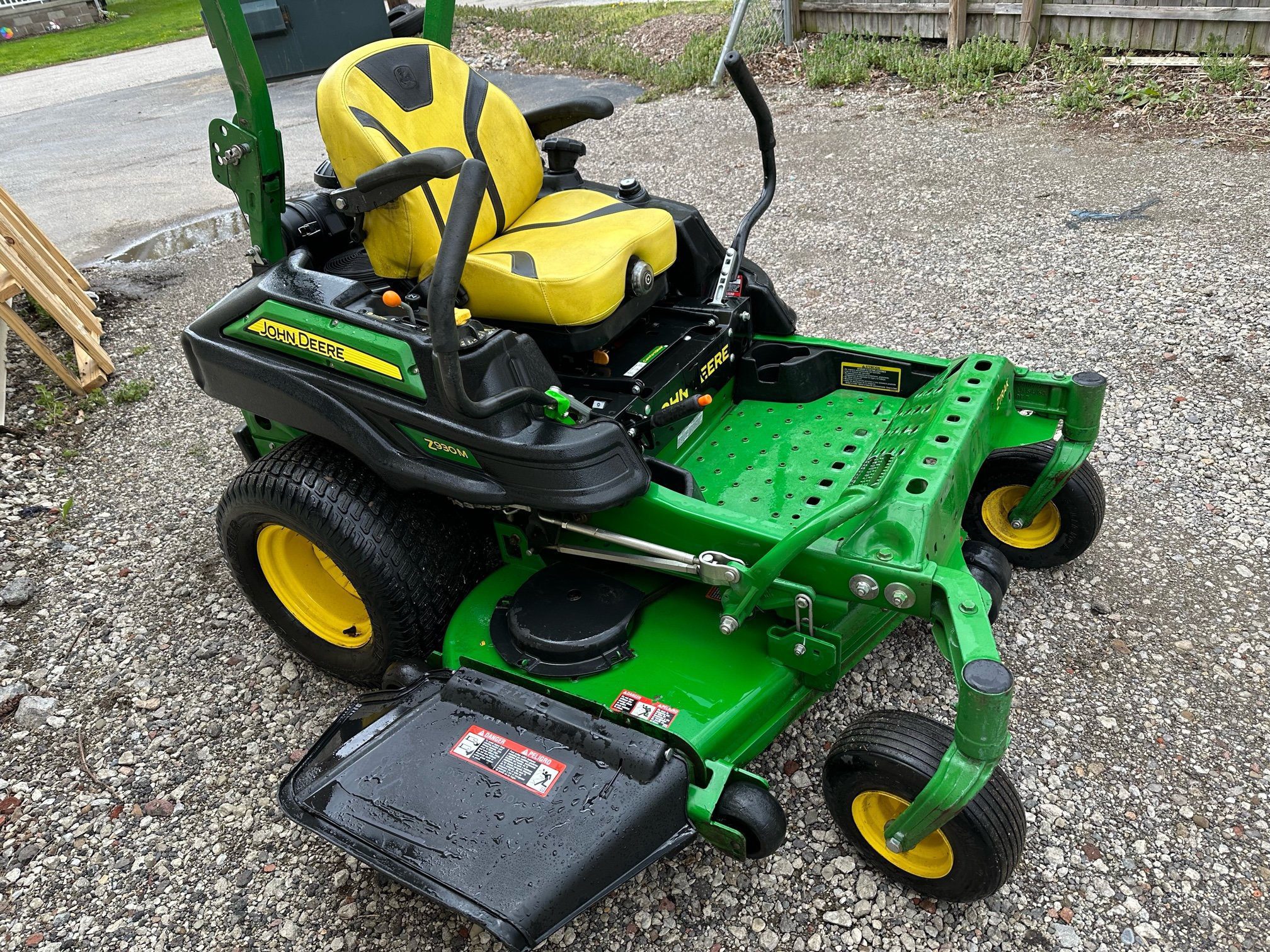60″ John Deere Z930M Commercial Zero Turn W/ Kawasaki! 112 A Month