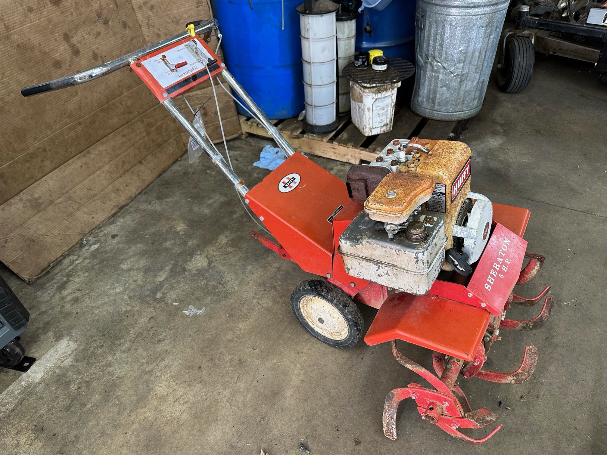 Huffy Rototiller! 5 hp Pull Start Briggs Motor! Runs Good! Lawn