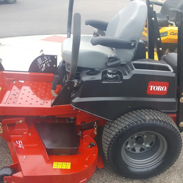 54in Toro MX5400 Commercial Zero Turn Mower Brand New 1 Hr Suspension