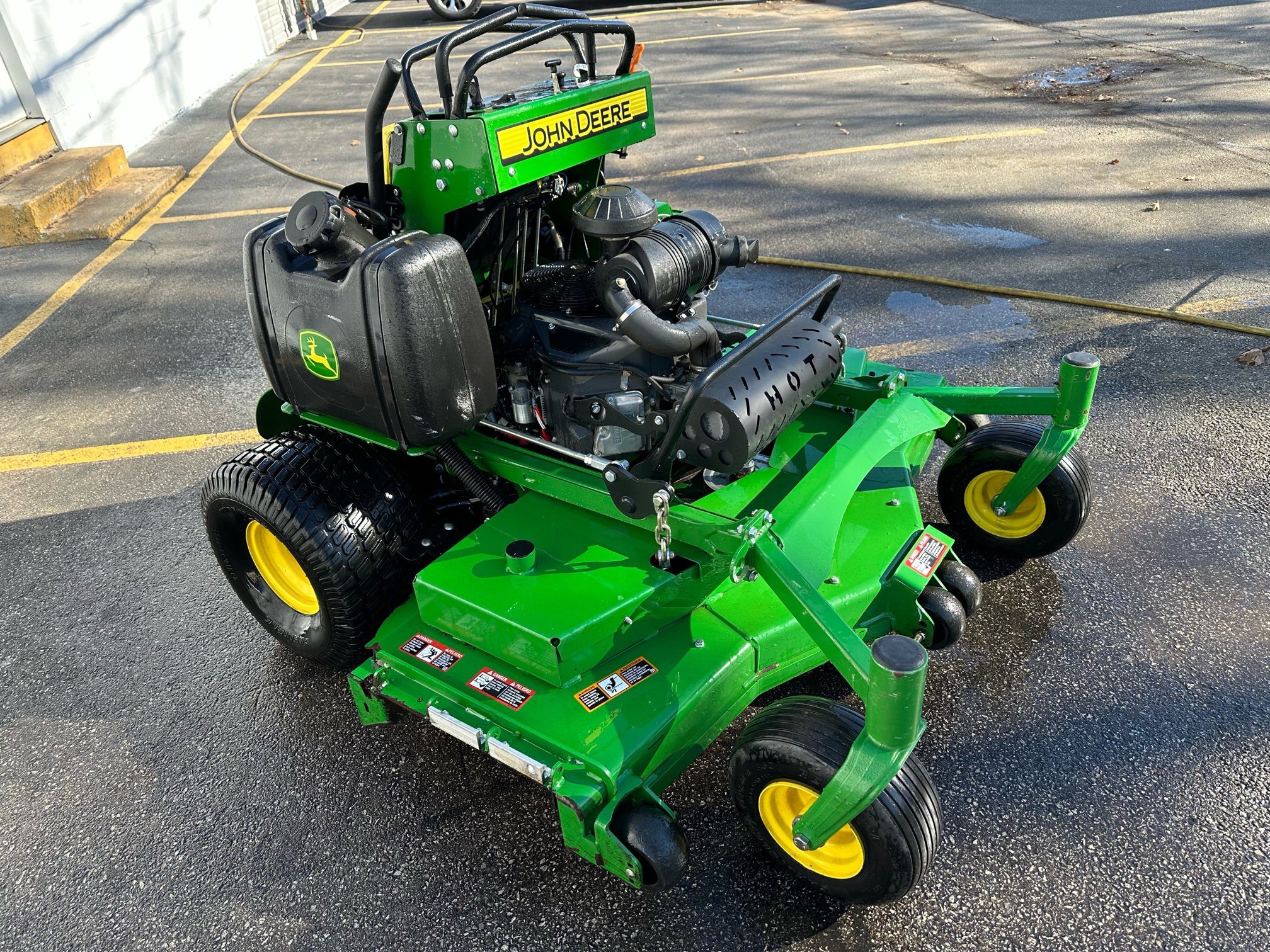 61" John Deere 661R Commercial Stand On Mower W/ Only 99 Hours! Lawn