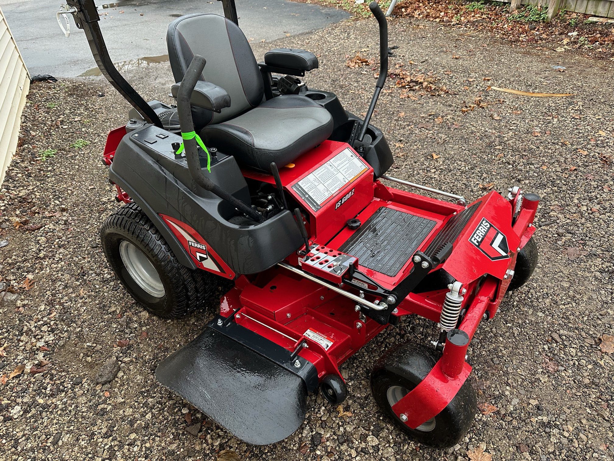 48" Ferris IS600Z Commercial Zero Turn W/ Only 25 Hours! $127 A Month