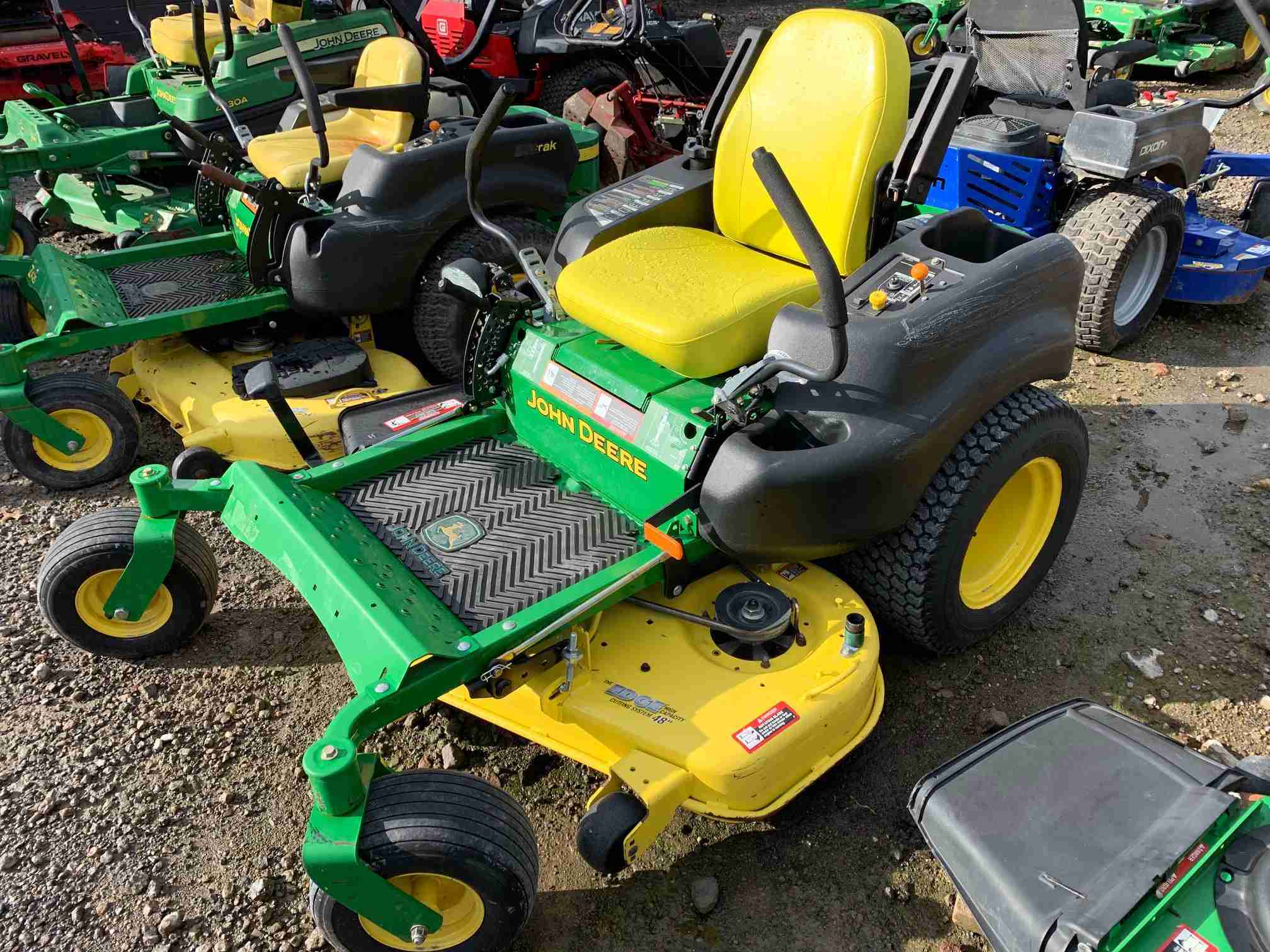 48IN JOHN DEERE Z645 HEAVY DUTY ZERO TURN MOWER W/27 HP! 72 A MONTH