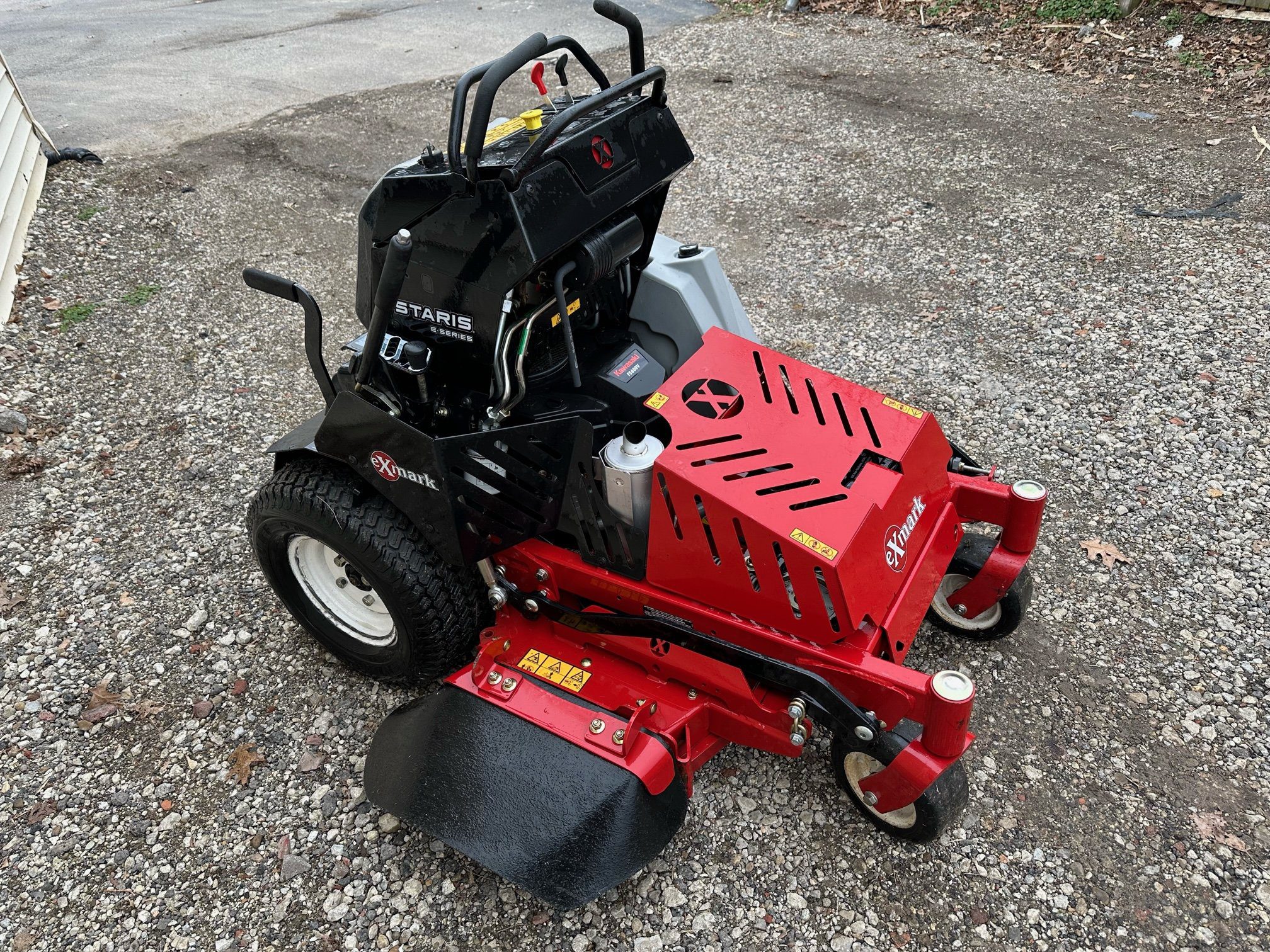 36" Exmark Staris Commercial Stand On Zero Turn W/ Only 30 Hours! 2021