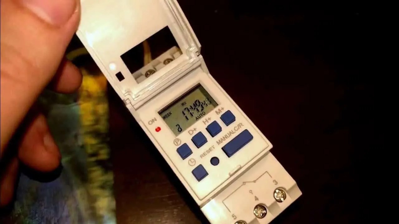 How to Use a Digital Timer Switch for Lights