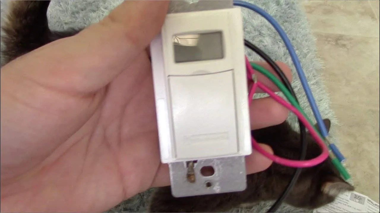How to Use a Digital Timer Switch for Lights