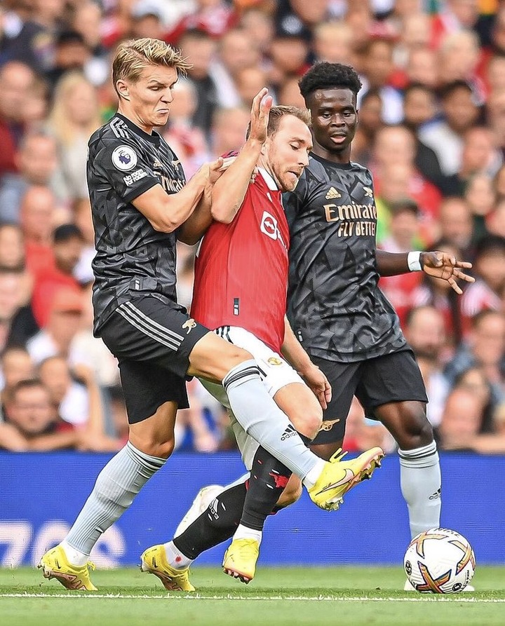 The EPL table, Top Scorers, Clean Sheet and Top Assists Charts after