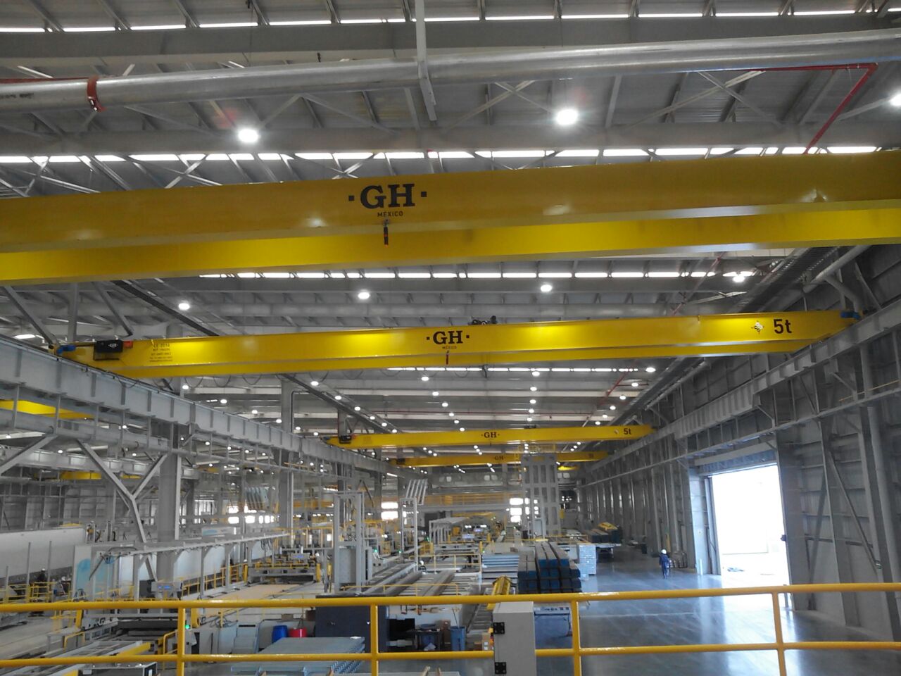 21 grúas viajeras para Hyundai en Rosarito (Mexico) GH