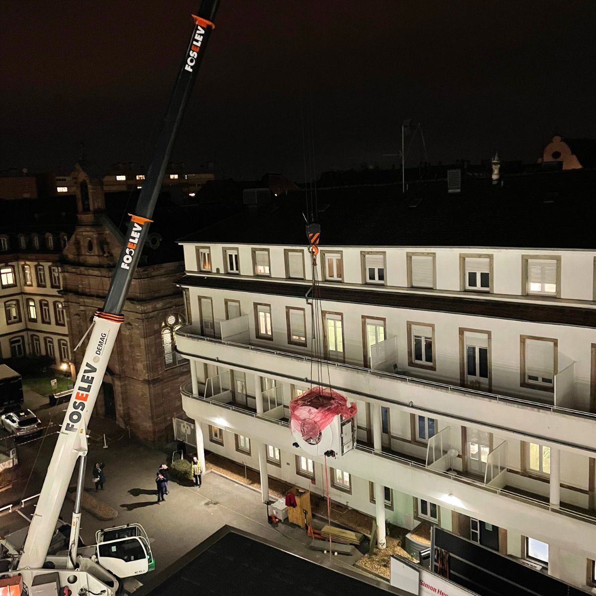 Livraison d'une IRM Siemens Altea à la clinique Sainte Barbe
