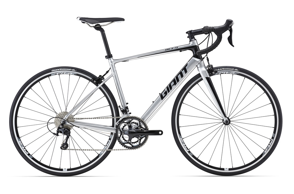 Showcase 2016 Defy Bicis Giant / Giant Bicycles España