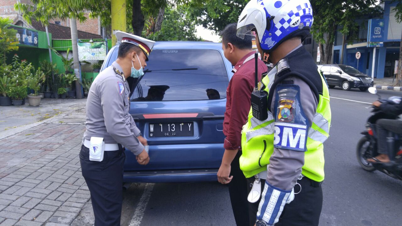 Ini Model Plat Nomor Yang Diincar Polisi Saat Razia