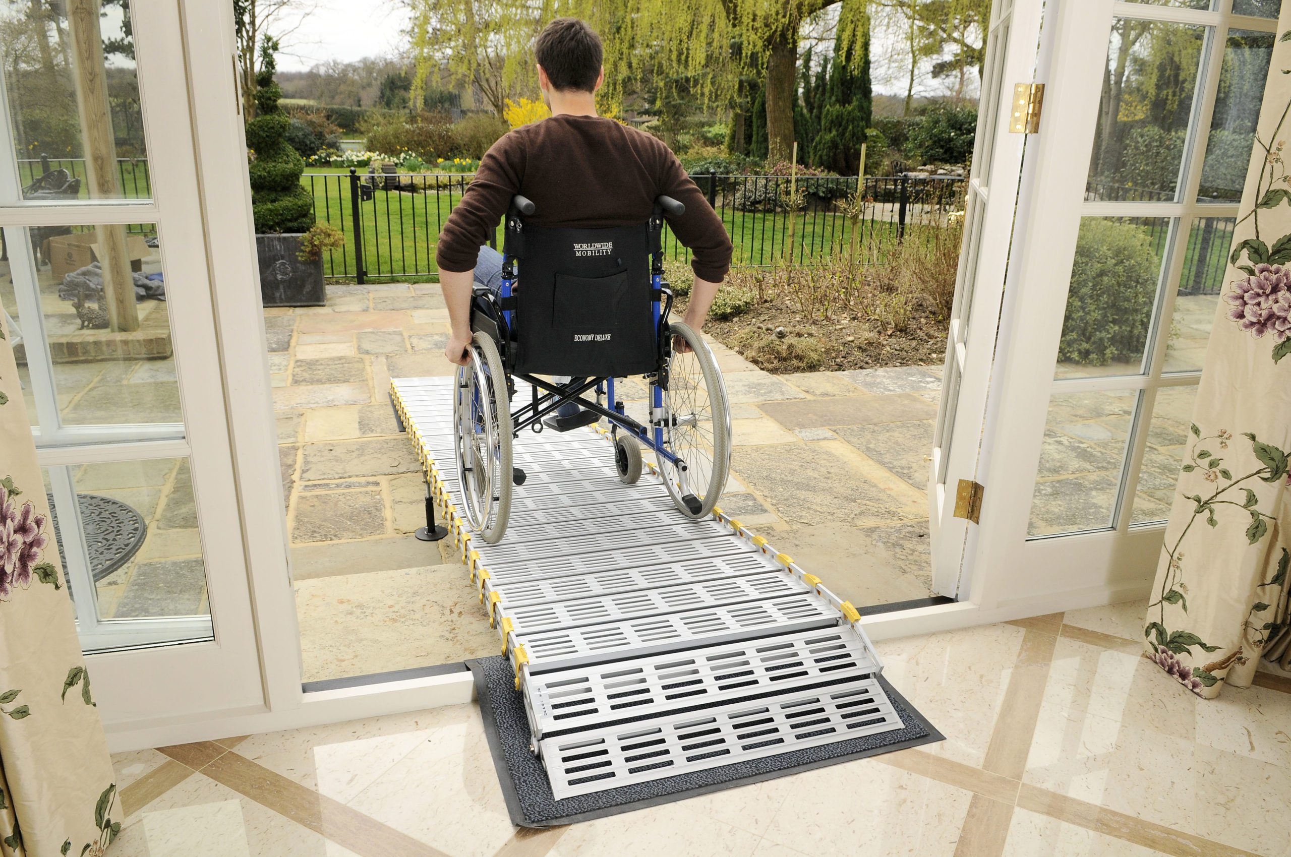 Difference Between Ramp Wheelchair And Step Wheelchair