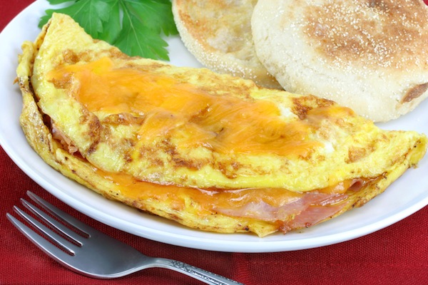Omelette gourmand con salmone e verdure
