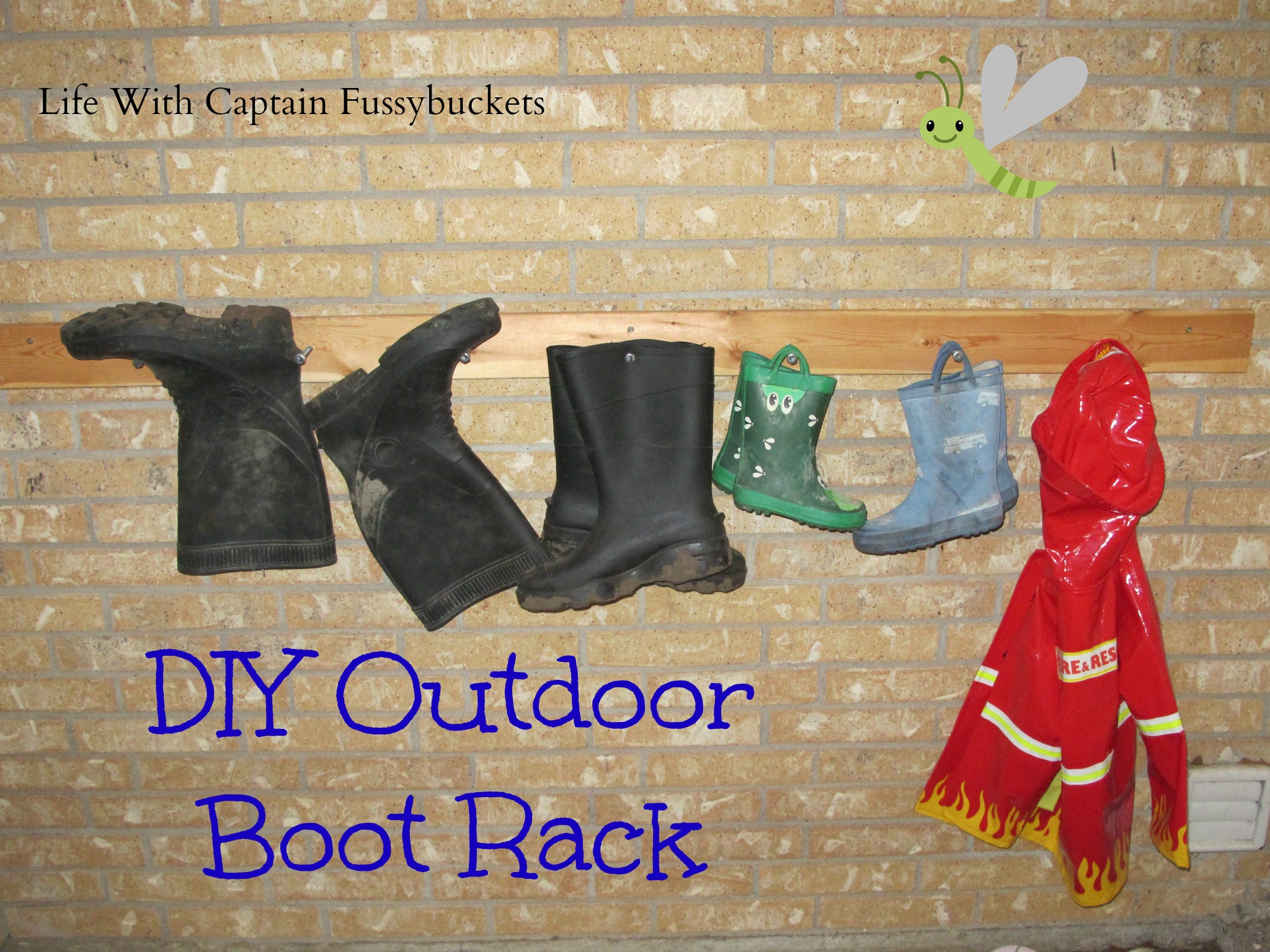 DIY Outdoor Boot Rack
