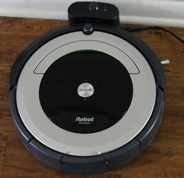 What Top Tech Gift Does Mom Want This Year? Roomba From Best Buy!