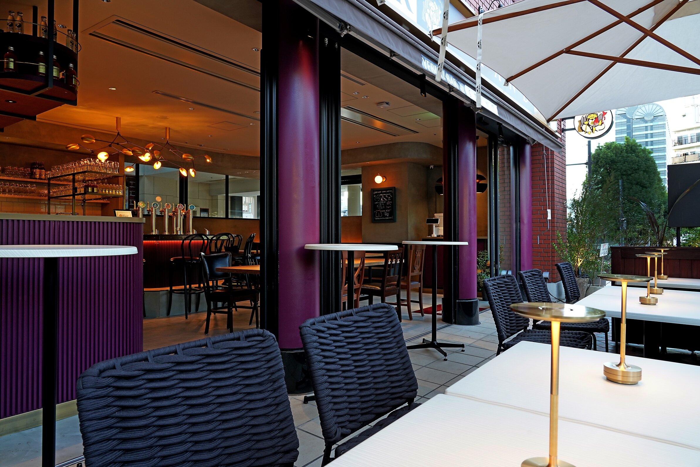 YEBISU BAR STAND 恵比寿ガーデンプレイス店 銀座ライオン