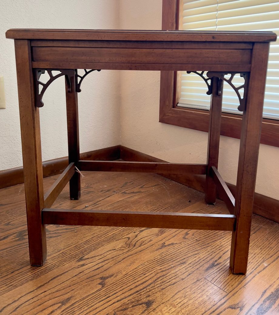 Girlfriends Estate Sales Online