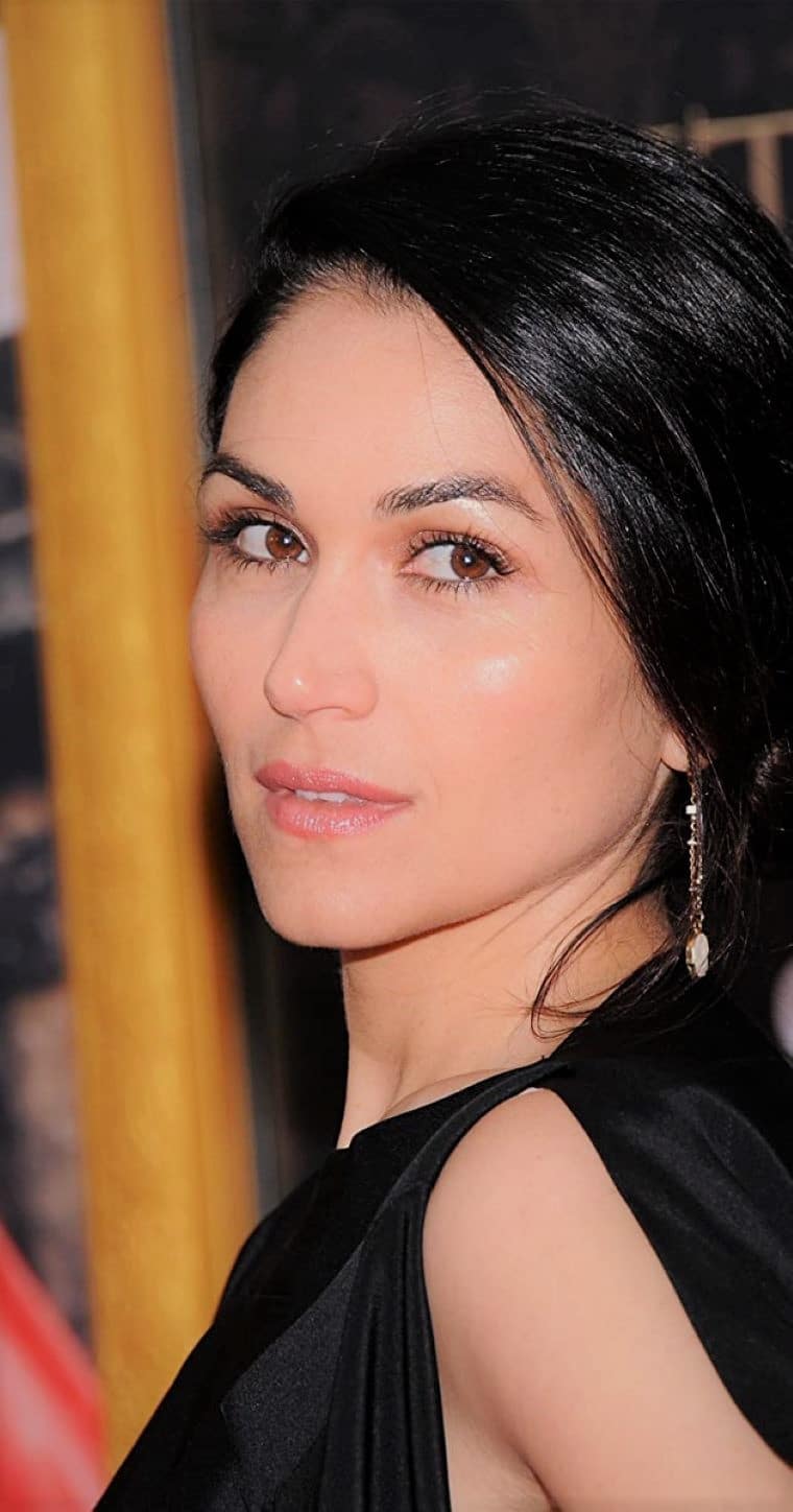 Lela Loren Measurements, Bio, Height, Weight, Net Worth and FAQs!