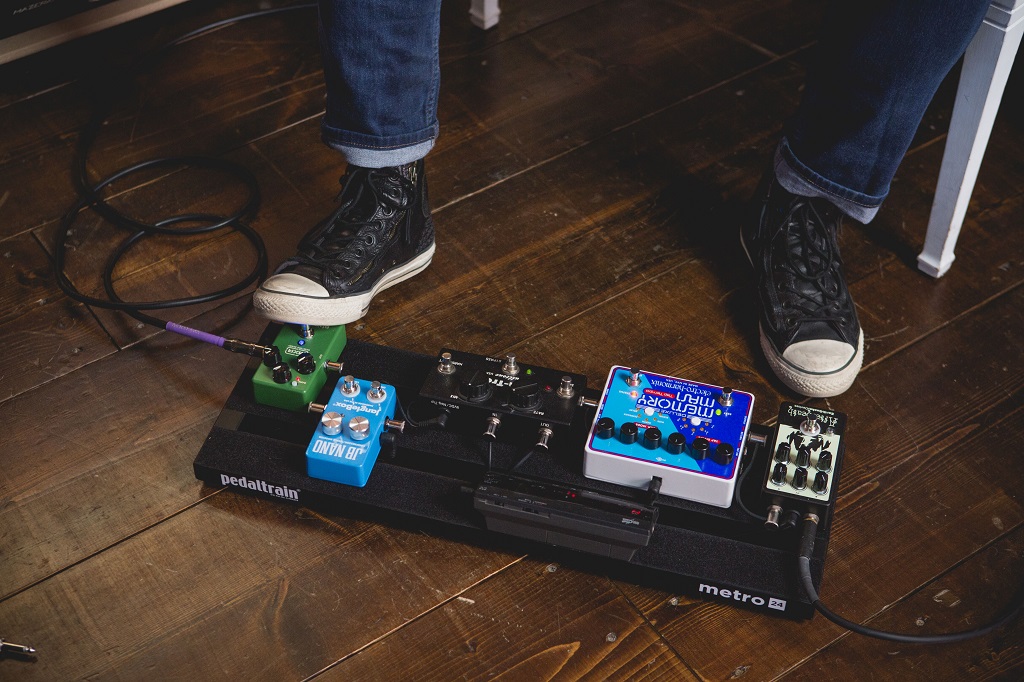 Gewinnspiel Pedaltrain stellt neuen Pedalboard Planner vor und verlost