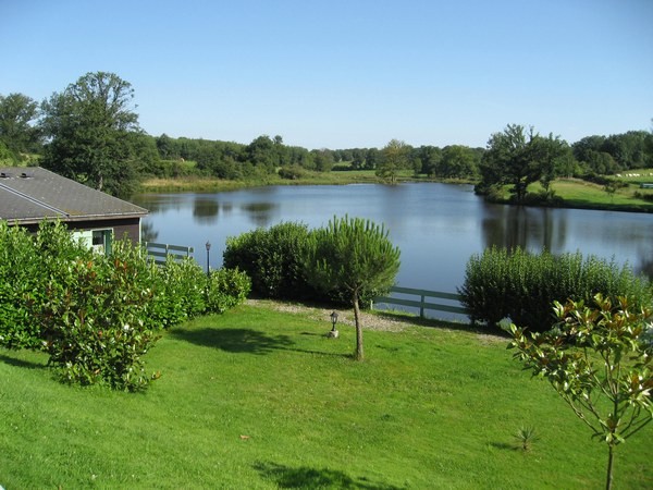 location chalet avec etang peche prive
