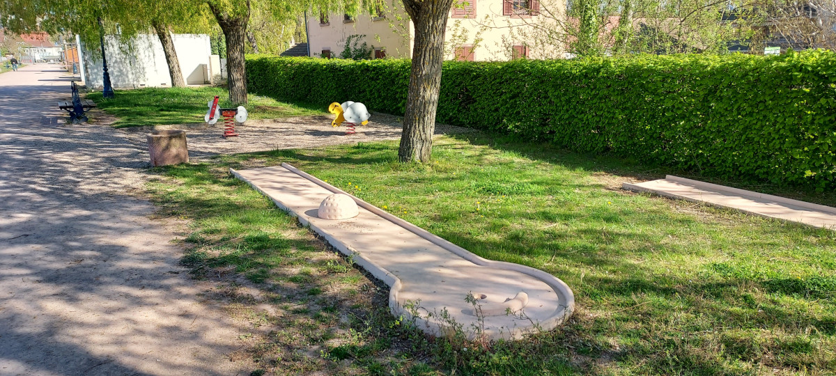 Le port de plaisance de Saverne Gite Expérience