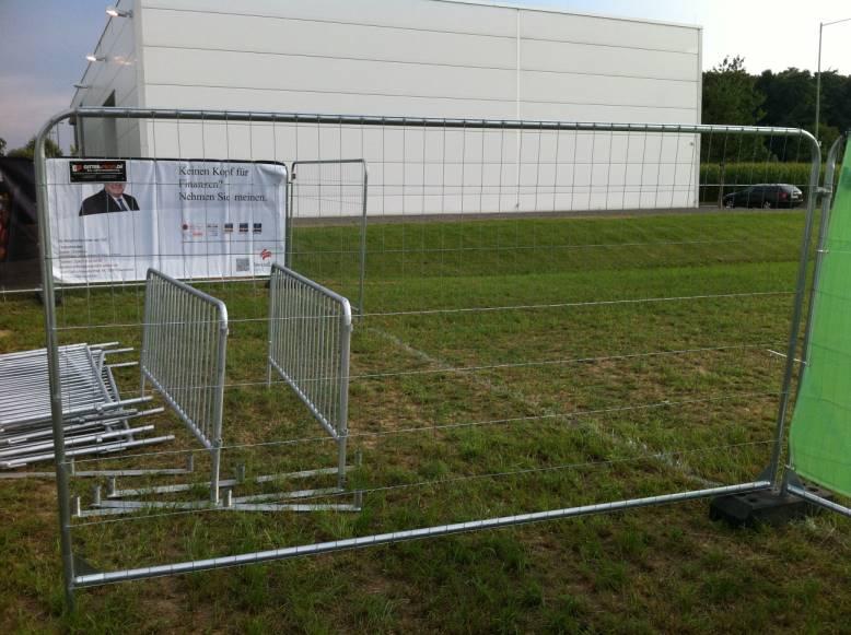 Bauzaun mieten in Köln z.B. als Absperrung im Autokino Köln Gitter