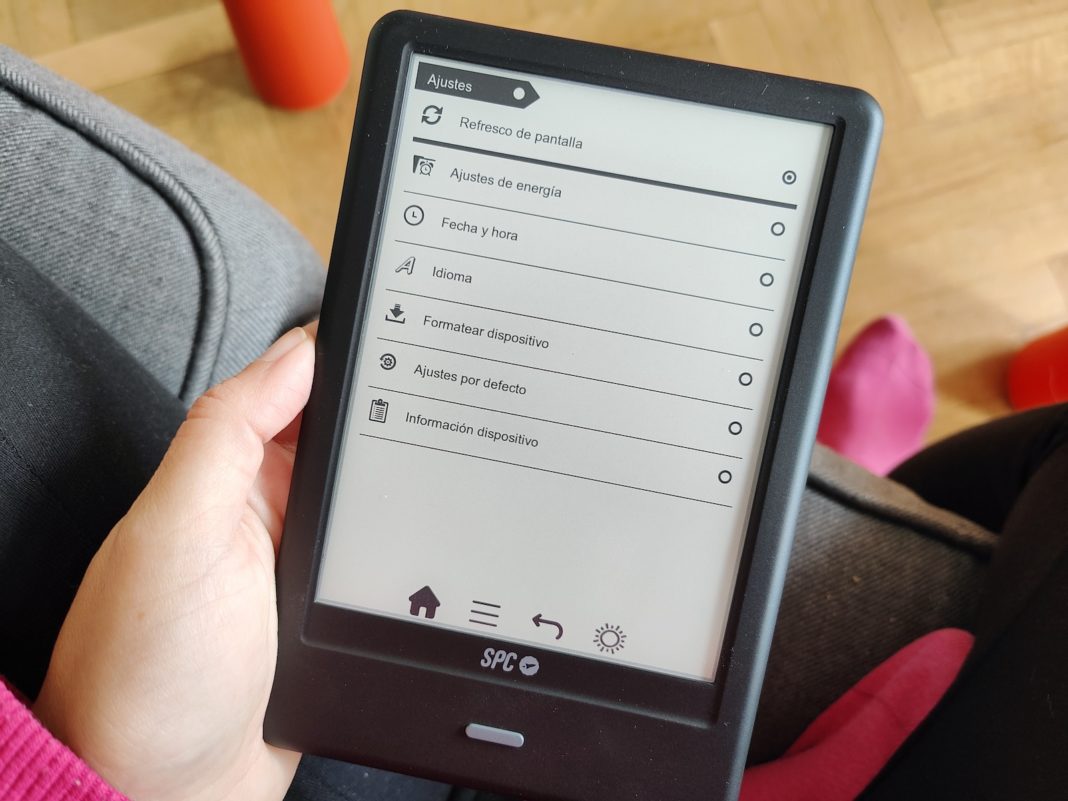 5 razones para comprar el SPC DICKENS LIGHT PRO, un eReader ideal en