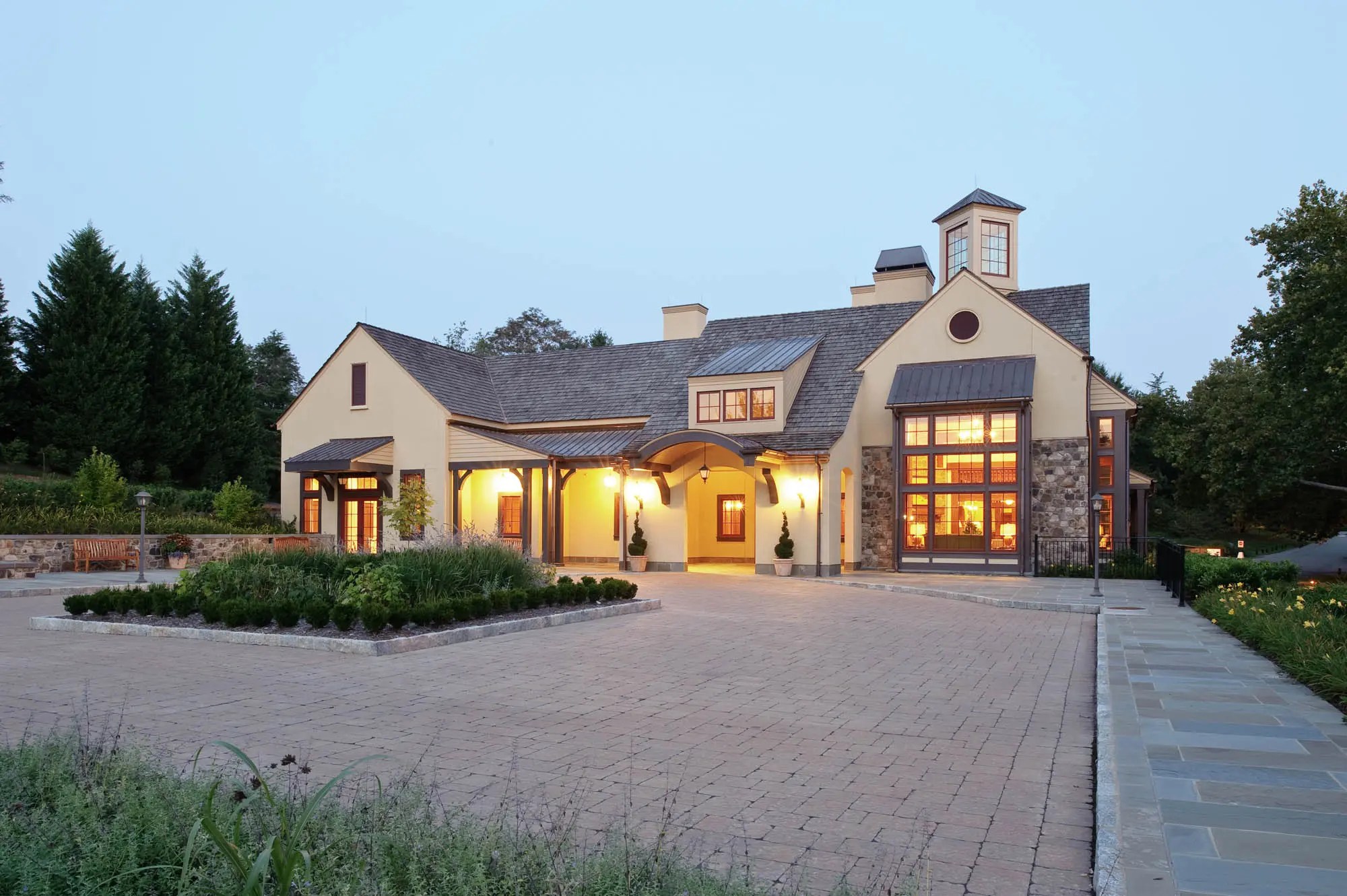 Boar's Head Inn Meeting Pavilion Glavé & Holmes Architecture