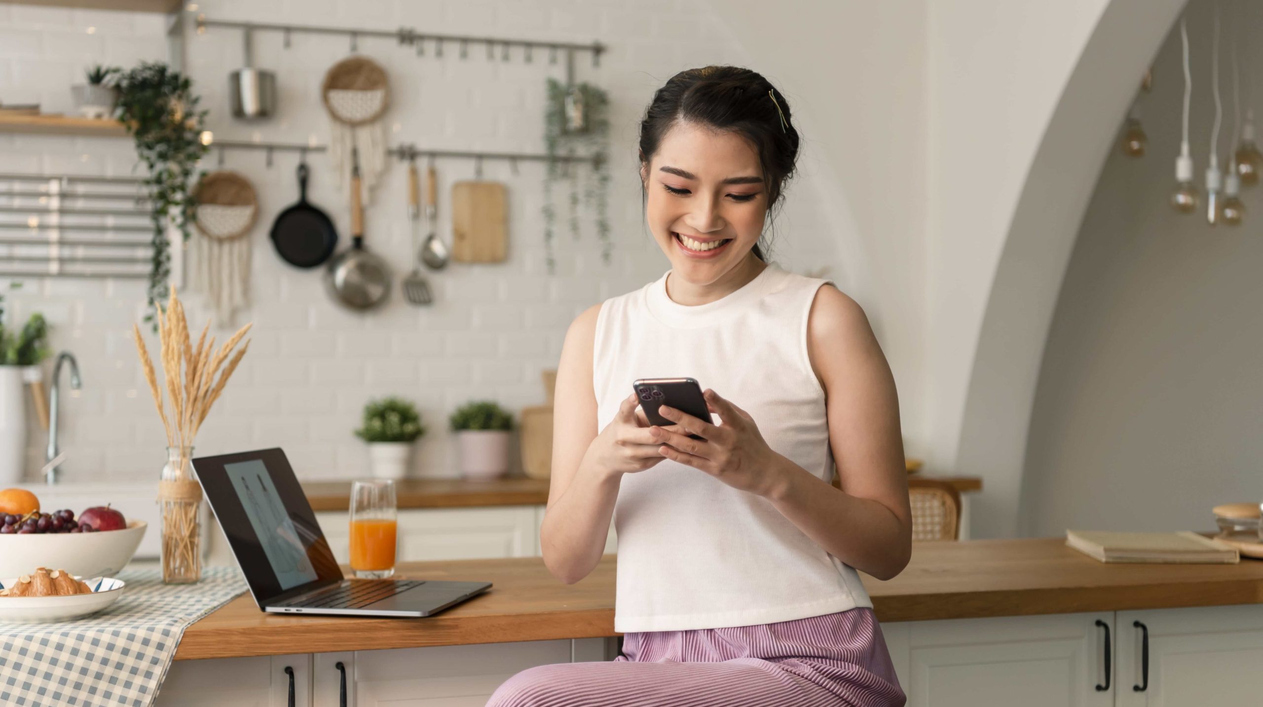 What is Cloud Kitchen? Meaning & Advantages Over Others