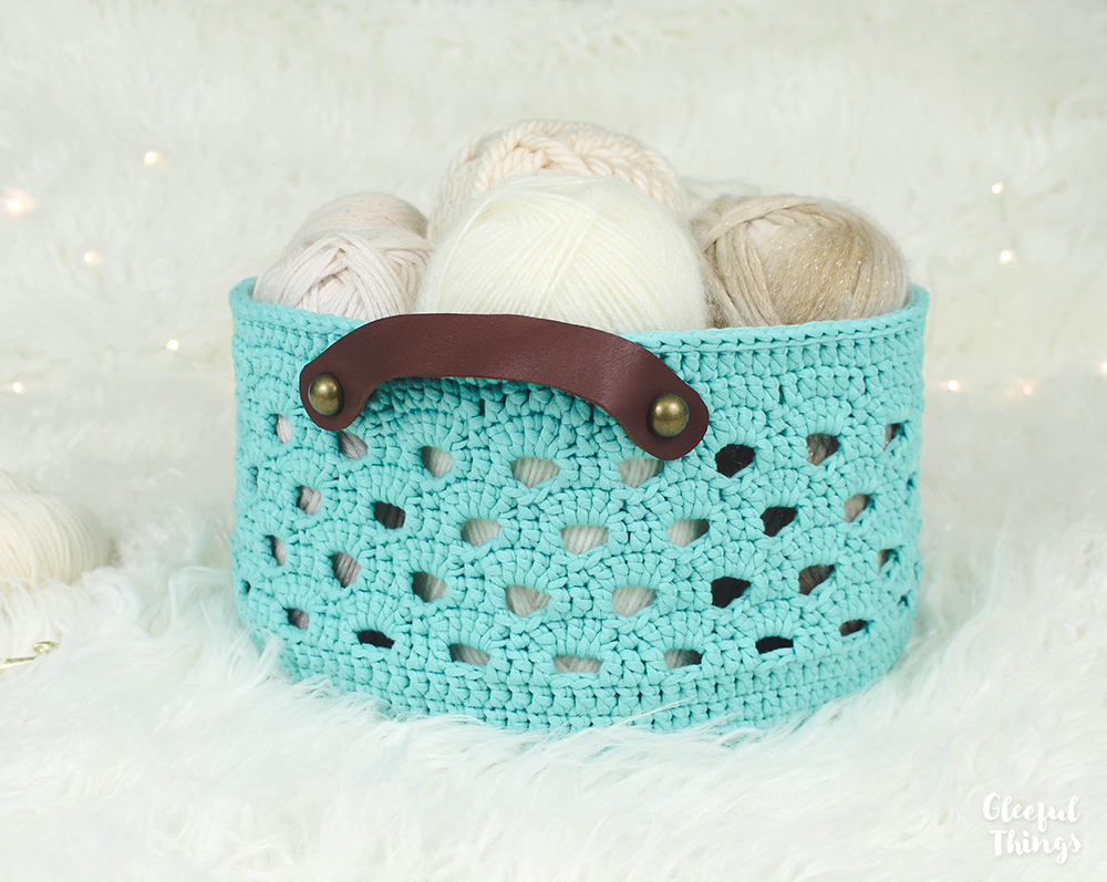 Rustic Lace Basket Crochet Pattern