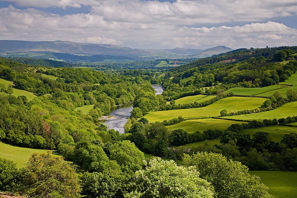 Wye Valley (Area of oustanding natural beauty) Glen Trothy Caravan