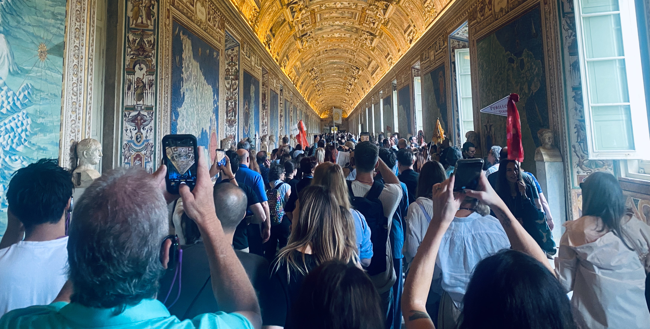 The Crowds of Rome Glen Canning