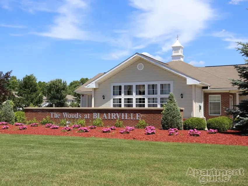 Apartments in Lewiston NY Woods at Blairville Apts for Rent!