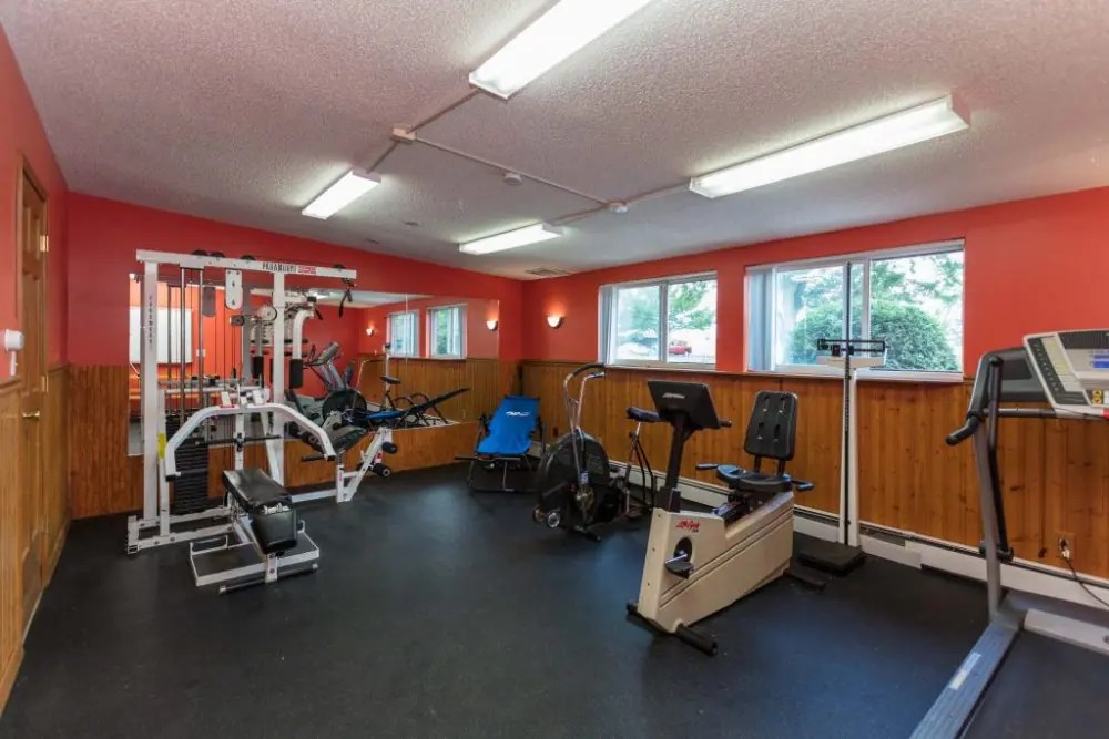 Cheektowaga NY Apartments with Pool Glendale Realty Services Group LLC