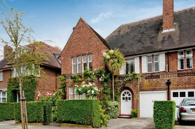 Kingsley Way, N2 Kingsley Way Properties