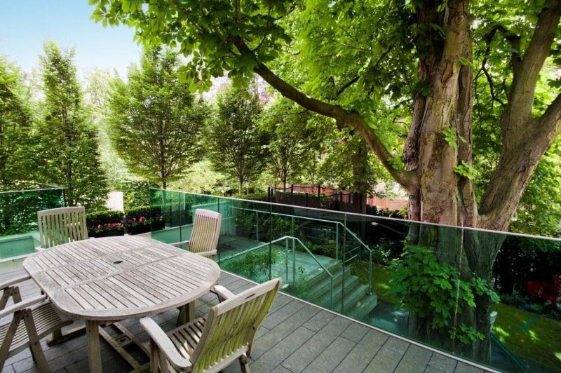 Heath West, West Heath Road, NW3 Apartments & Houses For Sale