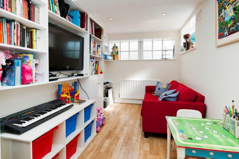 Maurice Walk, NW11 Apartments & Houses For Sale