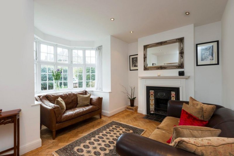 Corringham Road, NW11 Apartments & Houses For Sale Golders Green