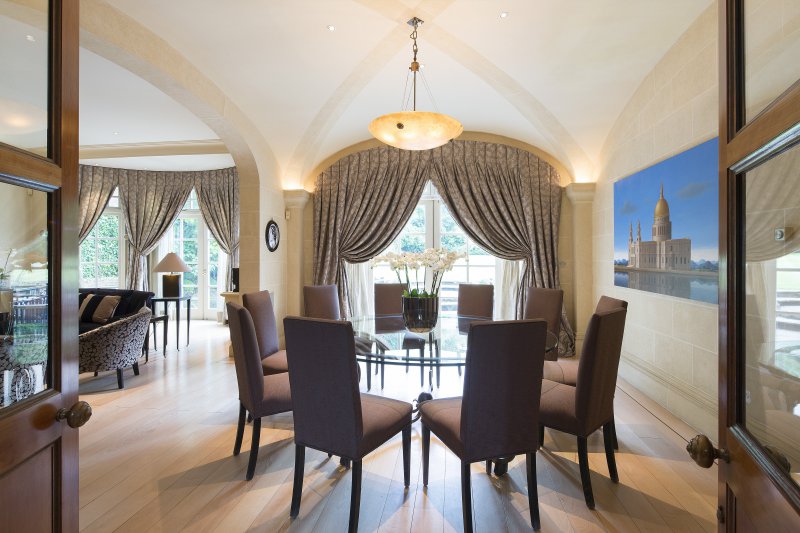 Red Gables, Courtenay Avenue, N6 Apartments & Houses For Sale