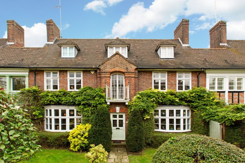 Reynolds Close,NW11 Reynolds Close Properties