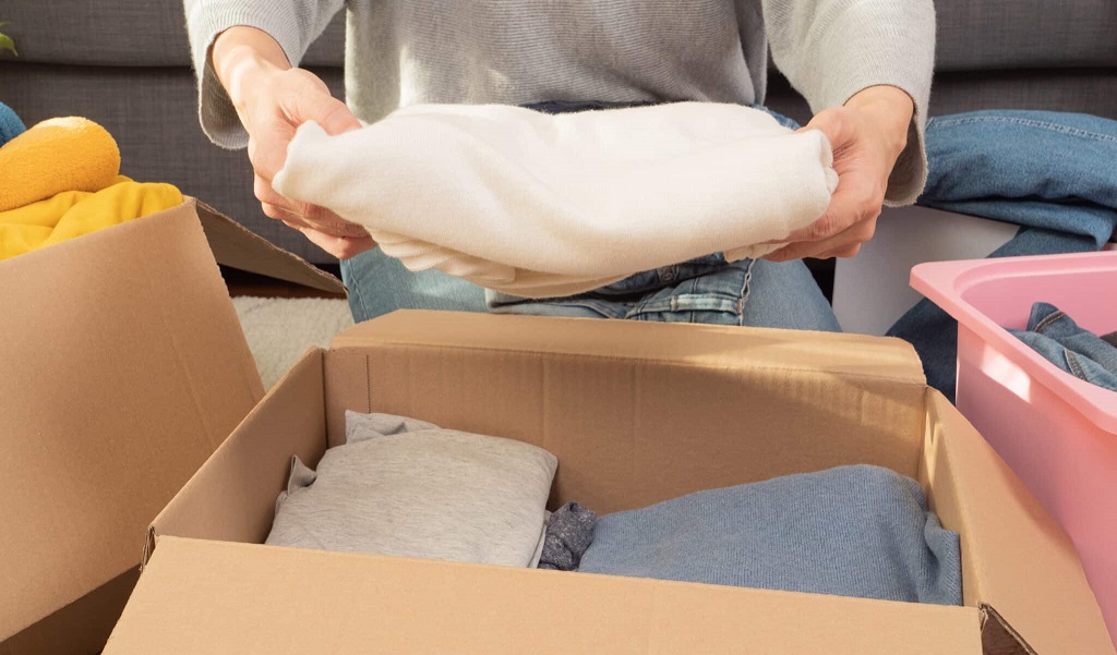 How To Pack Clothes For Moving Global Shop