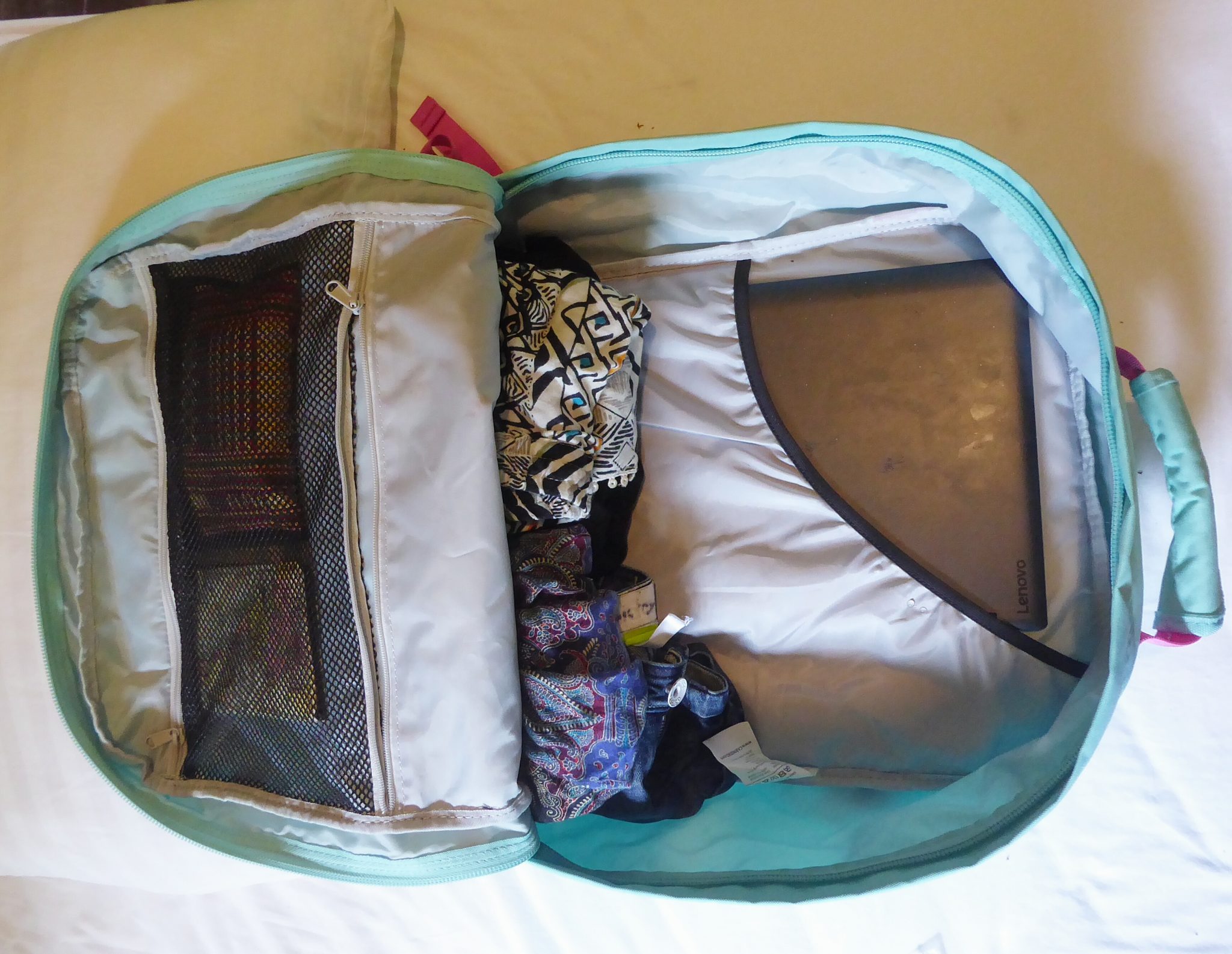 Traveling hand luggage only with my new Cabin Zero bag Global