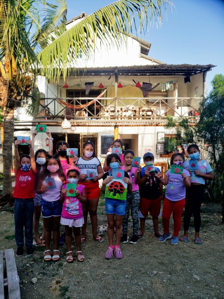 Reports on Stand up for the right to read in Manabi, Ecuador