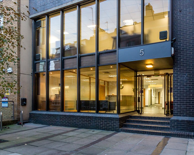 St John's Lane, Smithfield, Farringdon, Farringdon, EC1M 4BH Global