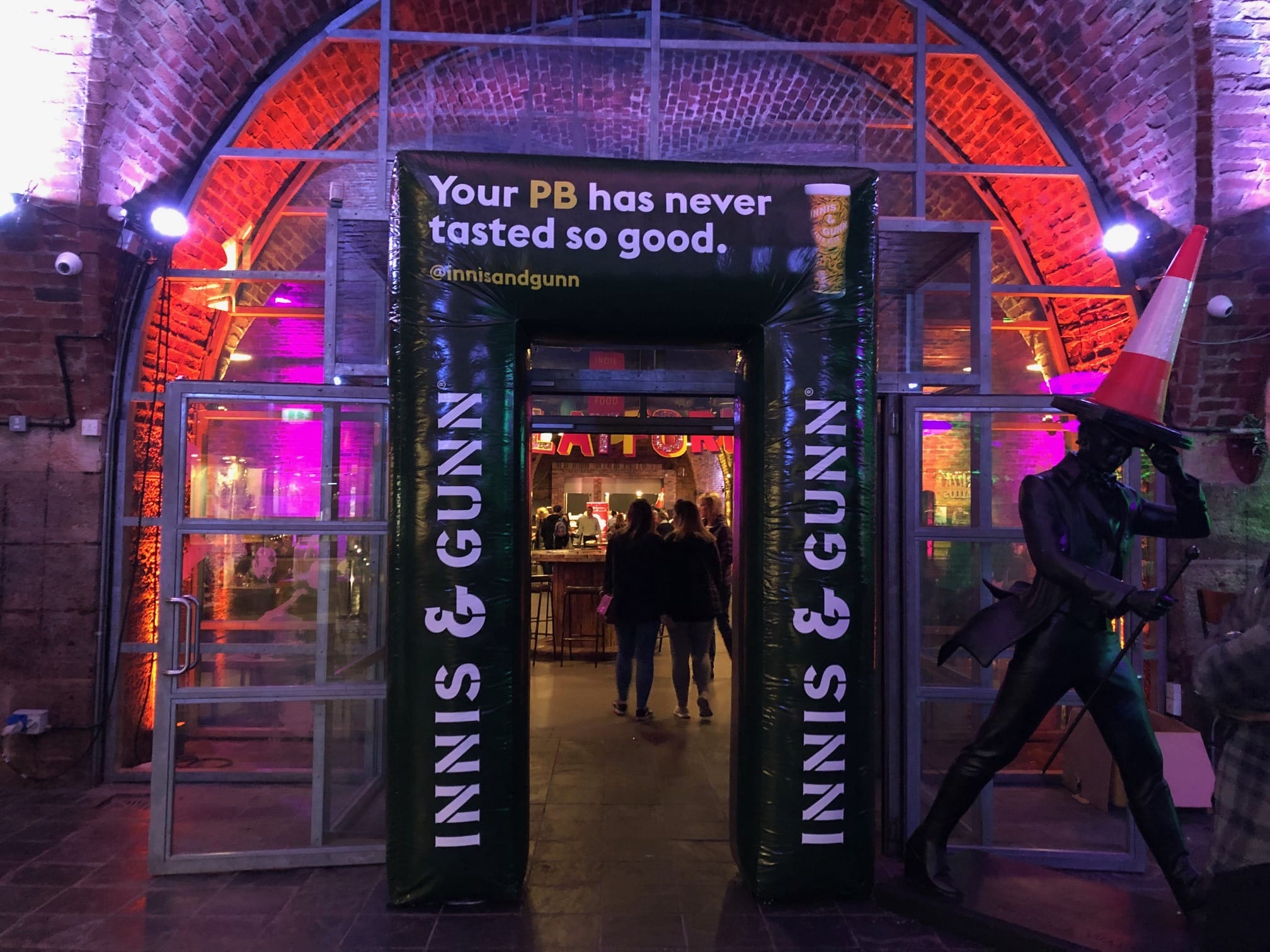 Inflatable Arch for Innis & Gunn Glasgow, UK Inflatable Advertising