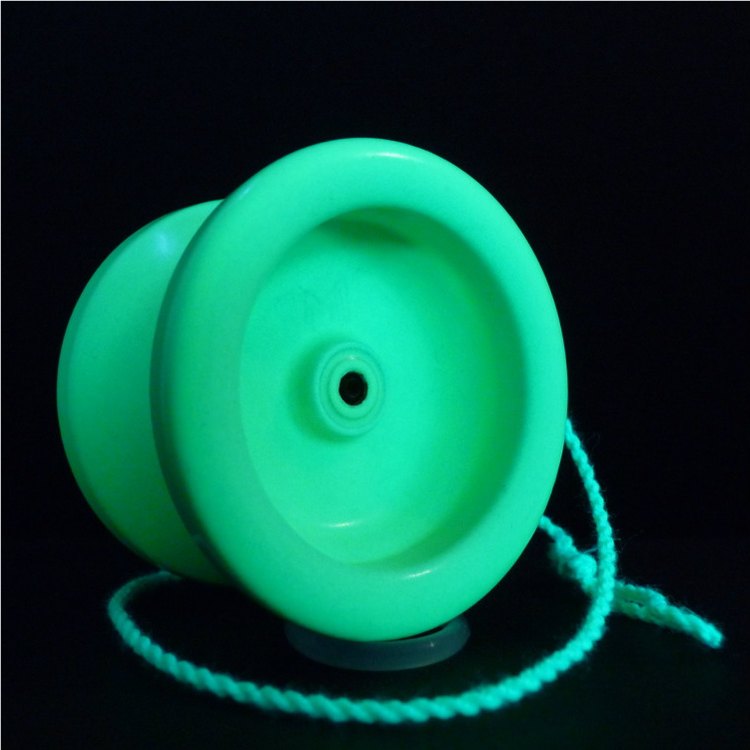 GLOW IN THE DARK YOYO THE SCIENCE OF GLOW