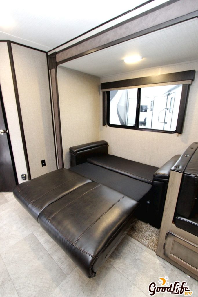 2018 Transcend 27BHS P800191 (30) Good Life RV