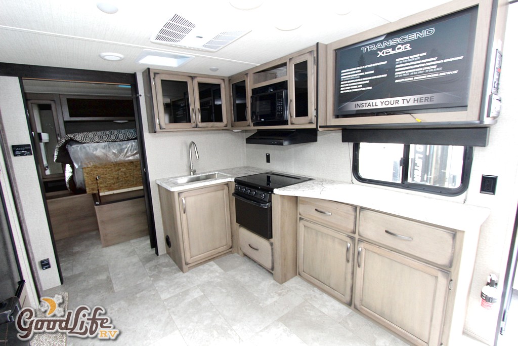2020 Grand Design Transcend XPLOR 221RB Lite/Hybrid Good Life RV