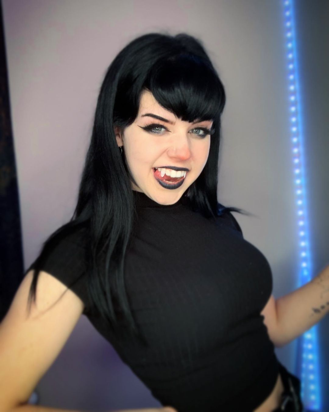 Caroline Carr (Yeahimcaroline) - Bio, Profile, Facts, Age, Boyfriend