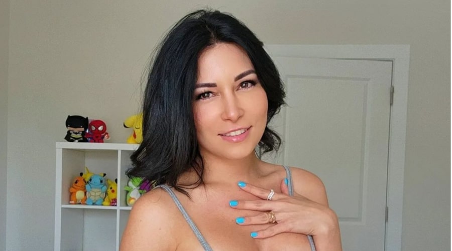 Alinity Onlyfans Leaks Starts An And People Are Furious Youtube